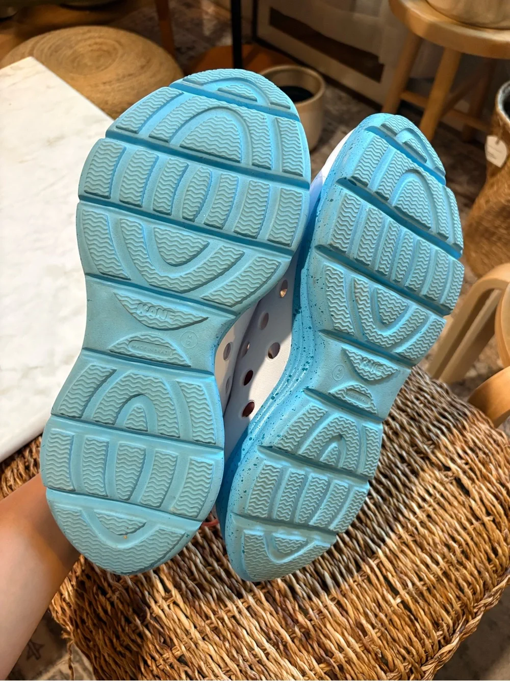 Kane footwear Revive Slip On Recovery Shoes size 12 blue white